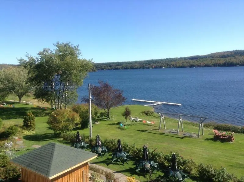 Le Manoir Lac-Etchemin Канада